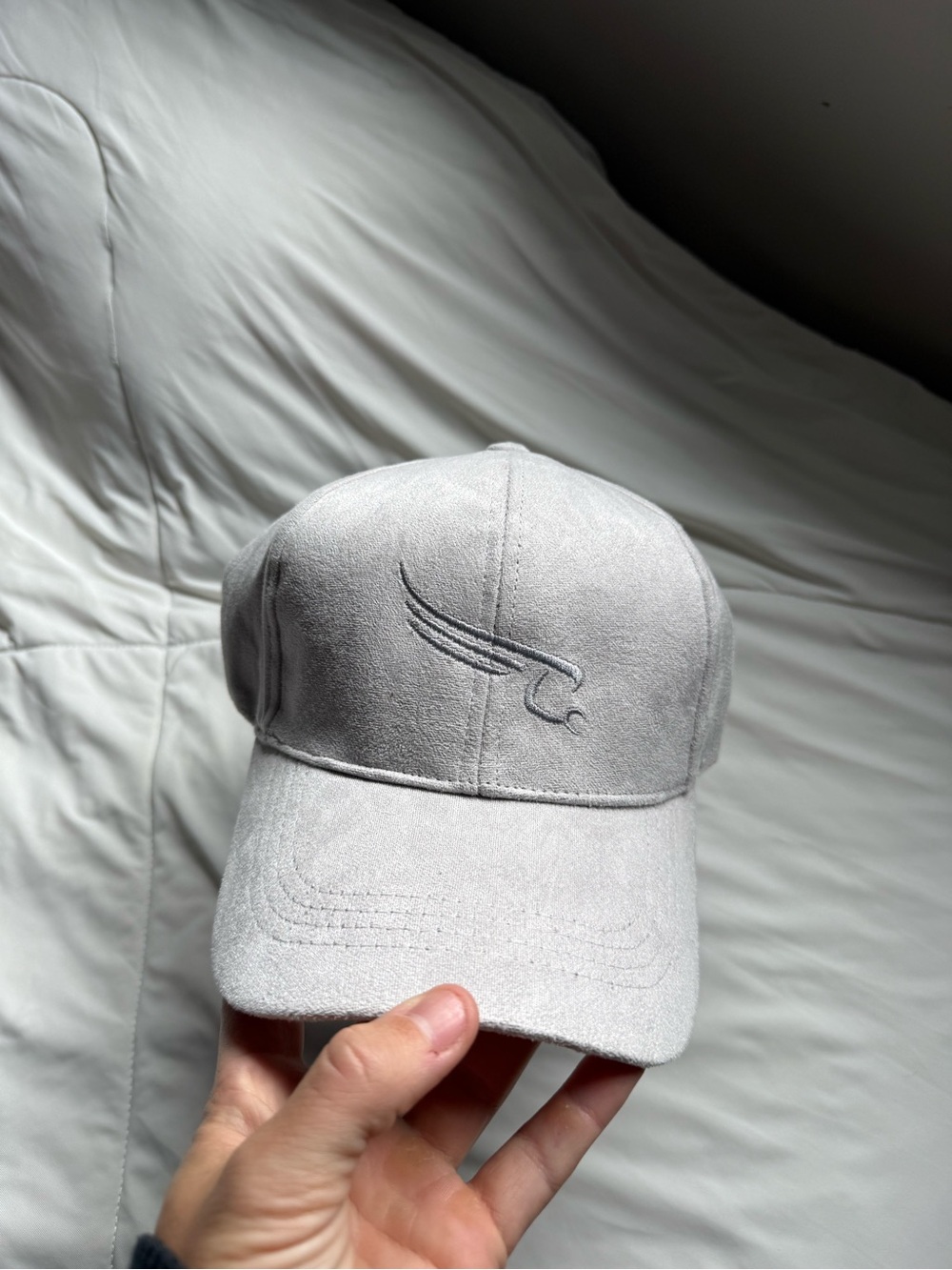 Gyrfalcon yacht hat